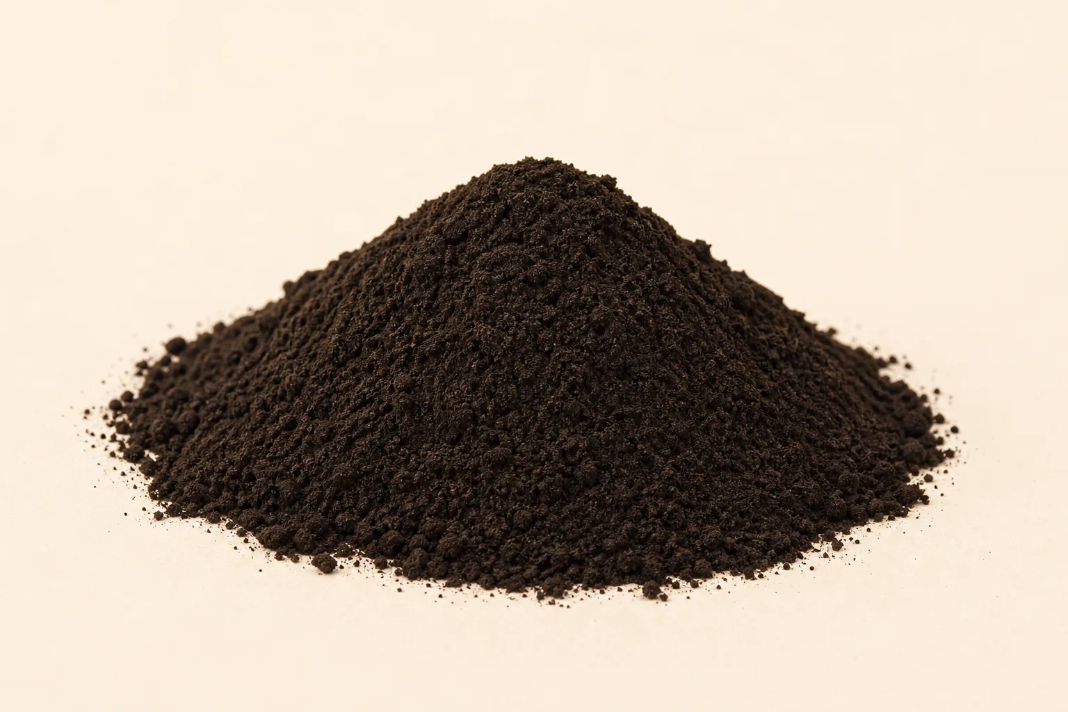 Fine mineral potassium fulvate powder